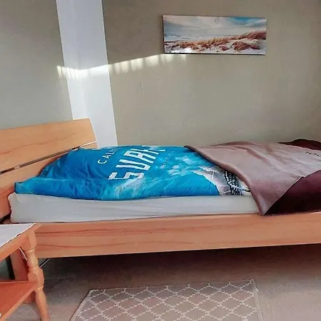 With 3 Bedrooms Бюзумер-Дайххаузен